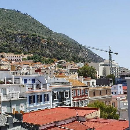 Апартаменты Gibraltar Town Centre Flat With Roof Terrace Экстерьер фото
